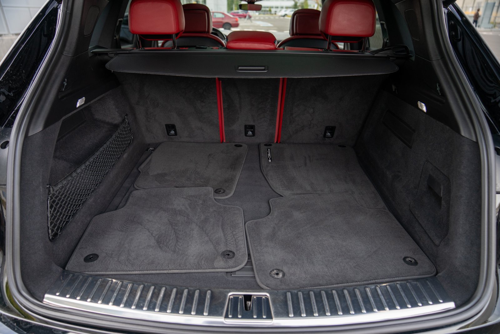 Certified 2023 Porsche Cayenne AWD/4WD image 26
