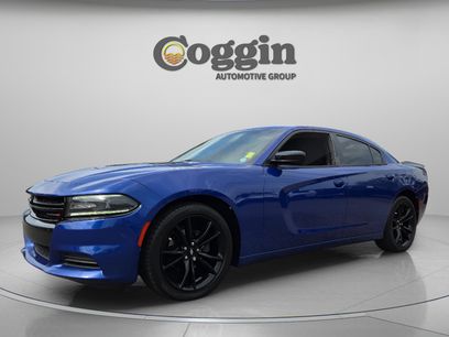 Used 2018 Dodge Charger SXT w/ Blacktop Package