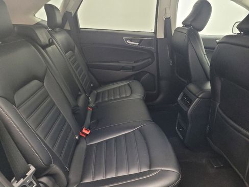 Used 2024 Ford Edge SEL image 19