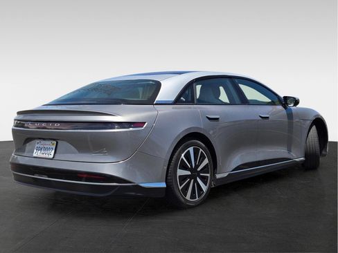 Used 2025 Lucid Air Touring AWD/4WD image 5