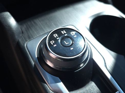 Used 2022 Ford Escape Titanium w/ Titanium Elite Package AWD/4WD image 38