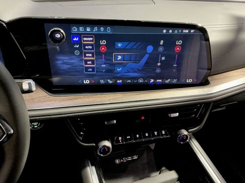 New 2026 Chevrolet Suburban High Country image 29