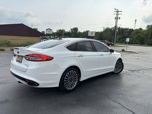 Used 2018 Ford Fusion Titanium AWD/4WD image 9