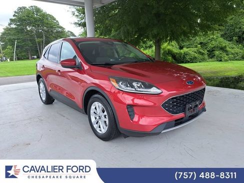 Used 2020 Ford Escape SE FWD image 1