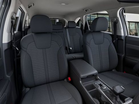 New 2026 Kia Sorento LX FWD image 16