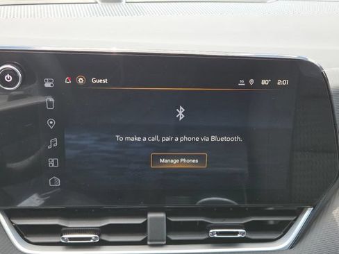 Used 2026 Chevrolet Equinox LT w/ Safety and Technology Package FWD image 6