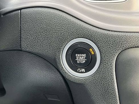 Used 2023 Dodge Charger SXT image 31