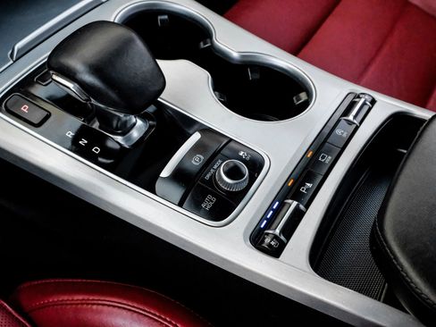 Used 2019 Kia Stinger GT2 image 33