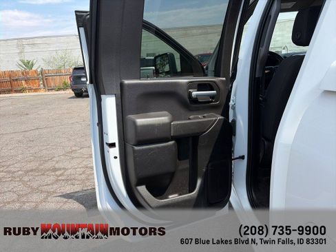 Used 2021 Chevrolet Silverado 2500 W/T w/ WT Convenience Package AWD/4WD image 23