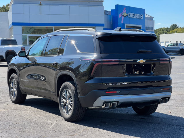 New 2026 Chevrolet Traverse LT w/ Driver Confidence Package AWD/4WD image 9