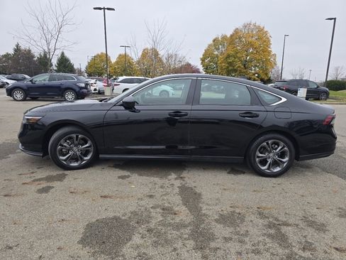 Certified 2023 Honda Accord EX image 12