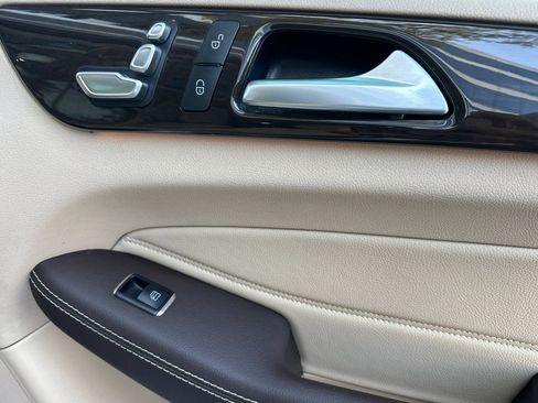 Used 2017 Mercedes-Benz GLE 350 4MATIC image 22