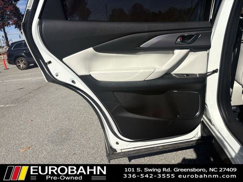 Used 2021 MAZDA CX-9 Signature image 11