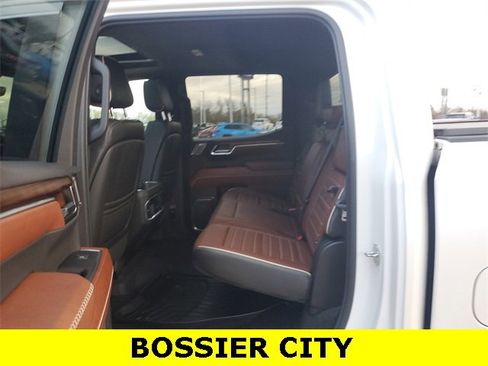 Certified 2022 GMC Sierra 1500 Denali Ultimate image 9