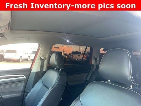 Used 2022 Volkswagen Atlas SE w/ Panoramic Sunroof Package image 6