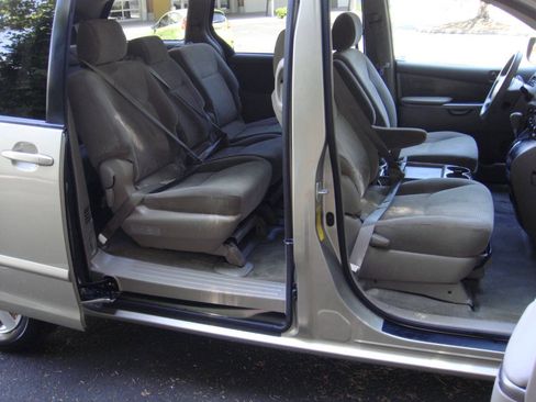 Used 2008 Toyota Sienna LE FWD image 14