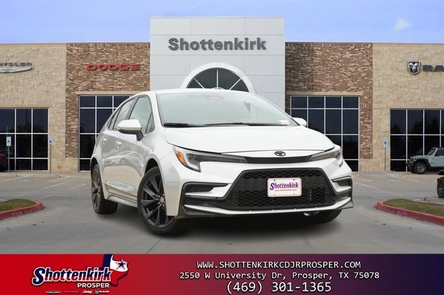 Used 2024 Toyota Corolla SE FWD image 1