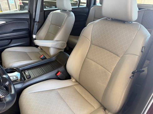 Used 2021 Honda Passport EX-L image 6