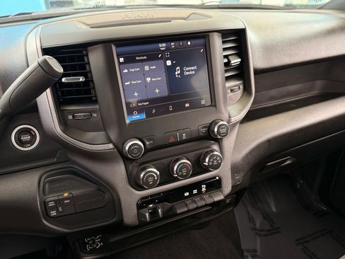 Used 2024 RAM 3500 Tradesman w/ Chrome Appearance Group AWD/4WD image 34