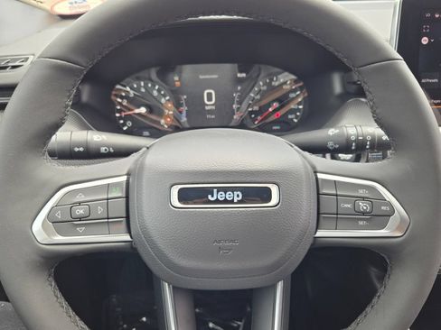 New 2026 Jeep Compass Latitude AWD/4WD image 36