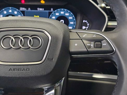 Used 2022 Audi Q3 2.0T Premium w/ Convenience Package image 24