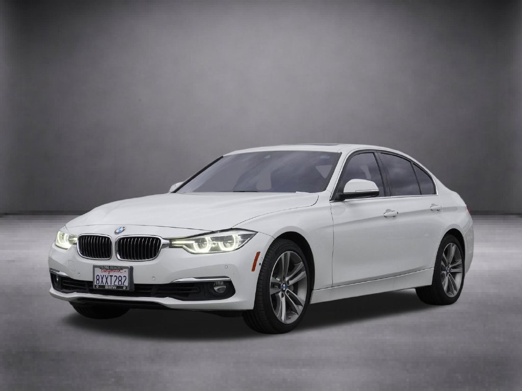 Used 2018 BMW 340i Sedan w/ Executive Package RWD image 2
