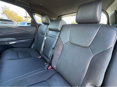 Used 2024 Lexus RX 500h F Sport w/ Convenience Package image 17