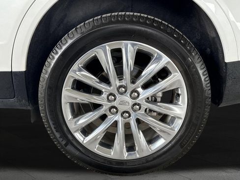 Used 2019 Cadillac XT5 Premium Luxury image 20