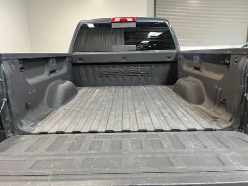 Used 2018 GMC Sierra 1500 Denali w/ Denali Ultimate Package AWD/4WD image 17