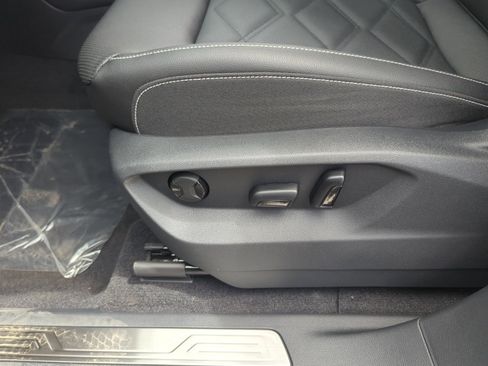 New 2026 Volkswagen Atlas SE image 14