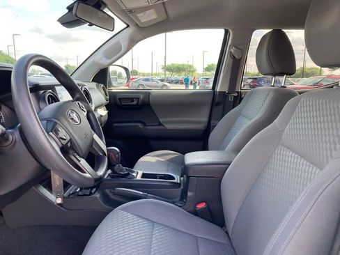 Used 2023 Toyota Tacoma SR image 8