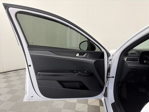 Used 2023 Kia K5 GT-Line FWD image 10