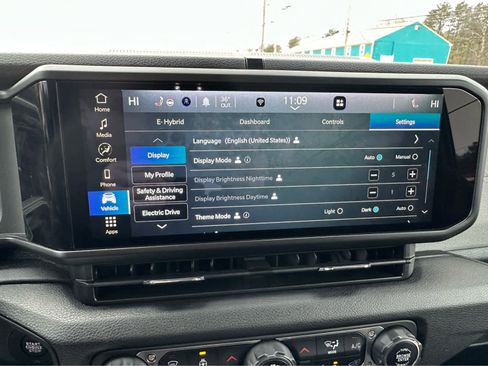 Used 2024 Jeep Wrangler Sport S w/ Convenience Group image 20