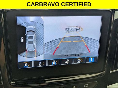 Certified 2023 Chevrolet Traverse High Country FWD image 22