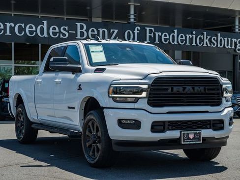 Used 2022 RAM 2500 Laramie AWD/4WD image 1