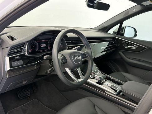 Certified 2026 Audi Q7 2.0T Premium w/ Convenience Plus Package AWD/4WD image 4