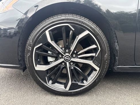 Used 2025 Nissan Altima 2.5 SR AWD/4WD image 27
