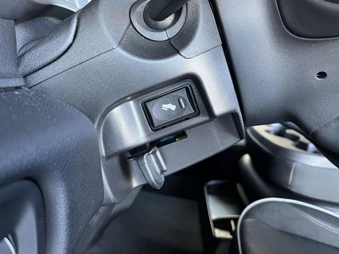 Used 2024 RAM 2500 Laramie w/ Safety Group image 13