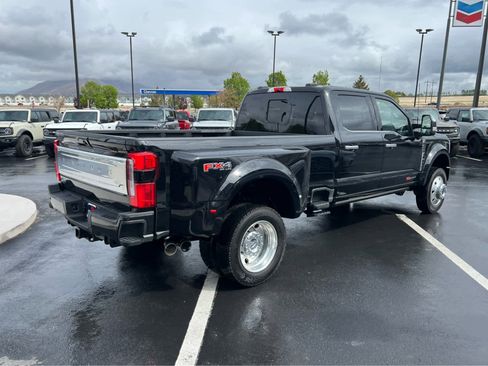 Certified 2025 Ford F450 Platinum w/ Platinum Plus Package AWD/4WD image 7