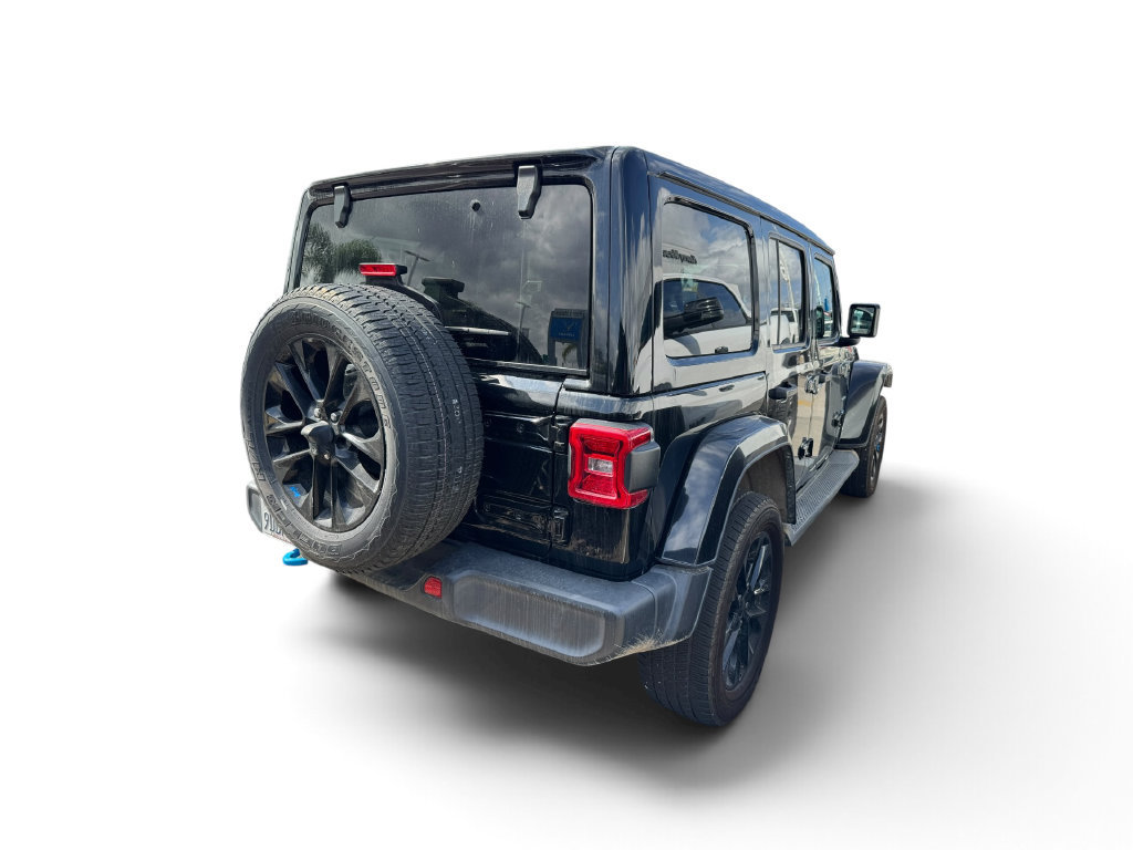Used 2023 Jeep Wrangler Unlimited Sahara w/ Cold Weather Group AWD/4WD image 25