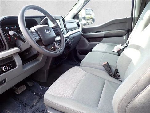 Certified 2025 Ford F250 XLT image 13