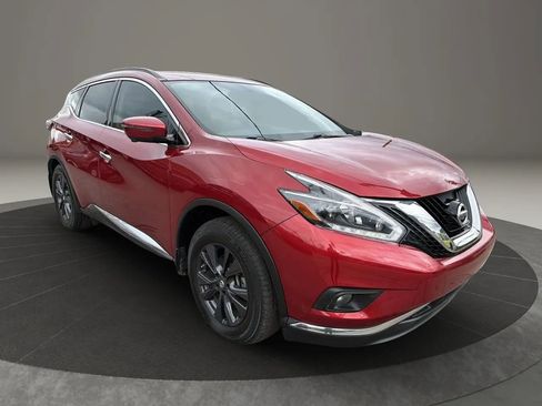 Used 2018 Nissan Murano SV w/ Premium Package FWD image 3
