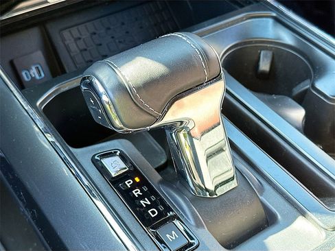 Used 2023 Ford F150 Lariat w/ Equipment Group 502A High image 17