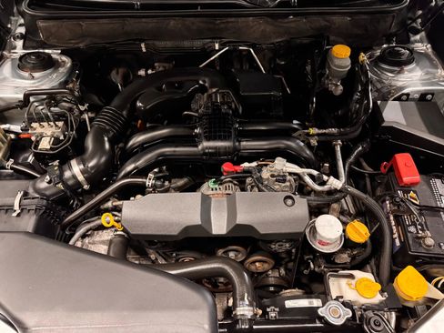 Used 2013 Subaru Legacy 2.5i Premium w/ All-Weather Pkg image 35