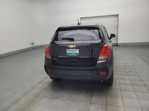 Used 2020 Chevrolet Trax LS w/ Tint and Cruise Package FWD image 7