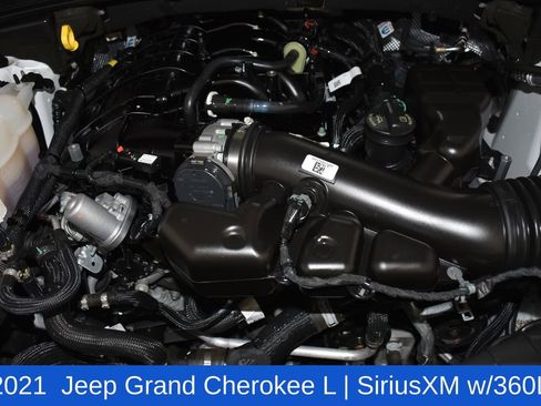 Used 2021 Jeep Grand Cherokee L Limited w/ Luxury Tech Group II image 7
