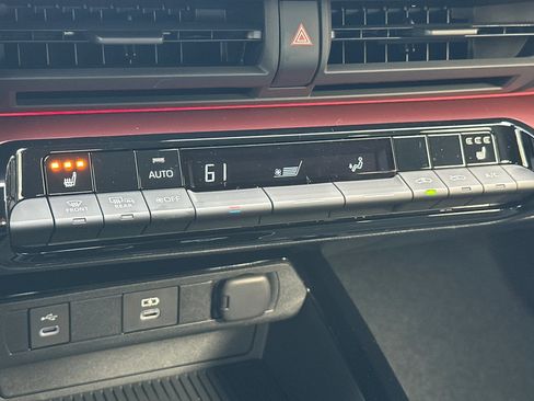 New 2026 Toyota Prius Plug-In Hybrid image 17