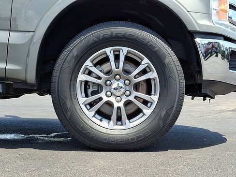 Certified 2020 Ford F150 Lariat w/ Trailer Tow Package AWD/4WD image 8