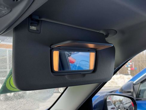 Used 2023 Chevrolet TrailBlazer LT w/ Convenience Package image 9