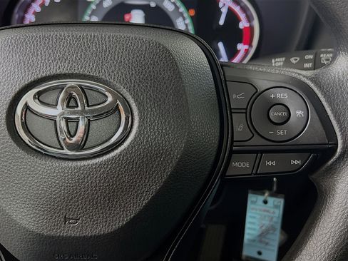 Used 2025 Toyota RAV4 LE image 20